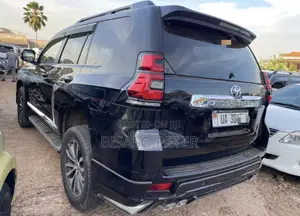 Toyota Land Cruiser Prado 2.8 2020 Black