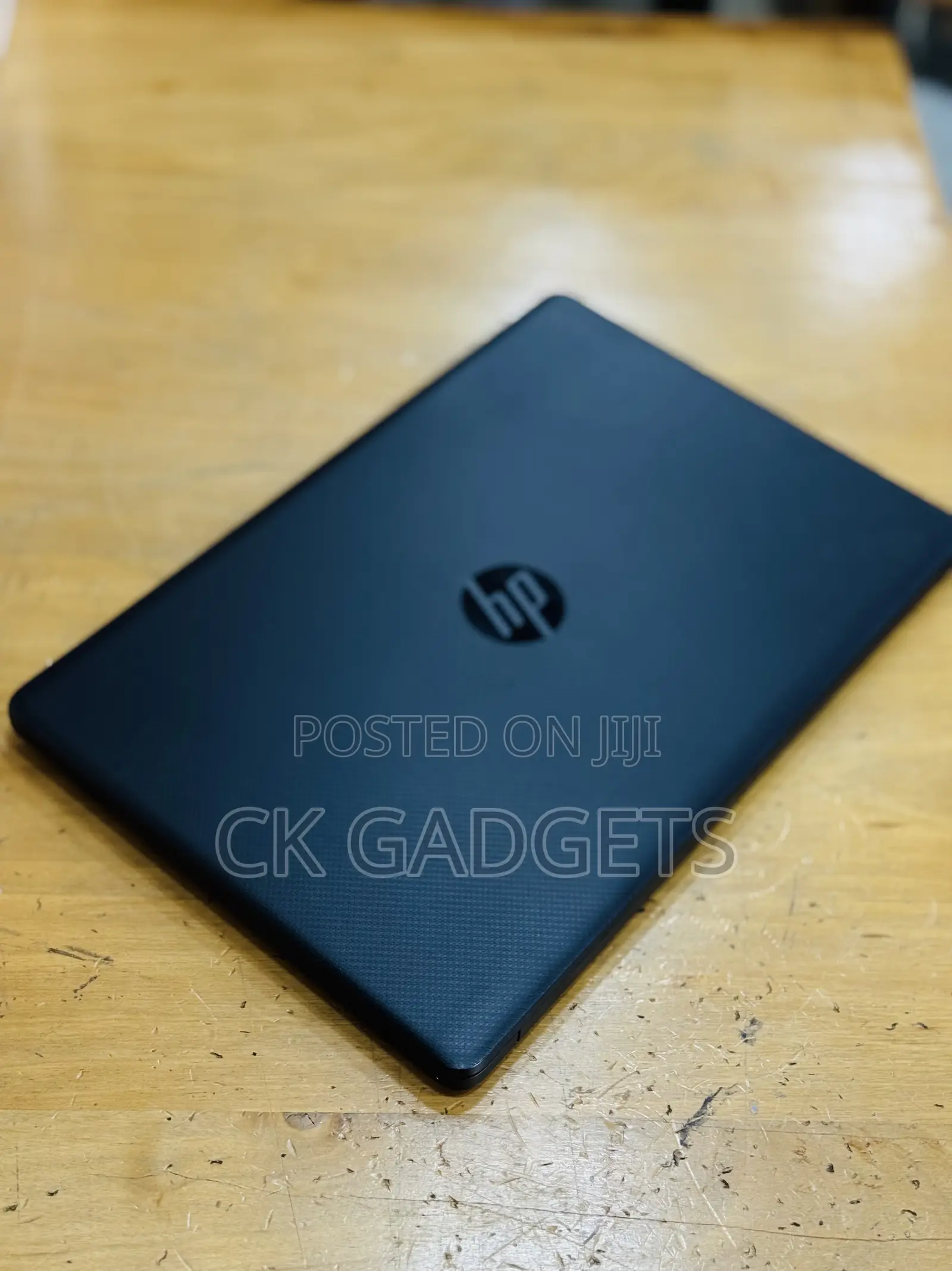 New Laptop HP 15-Dw0037wm 8GB Intel Core I7 SSD 256GB