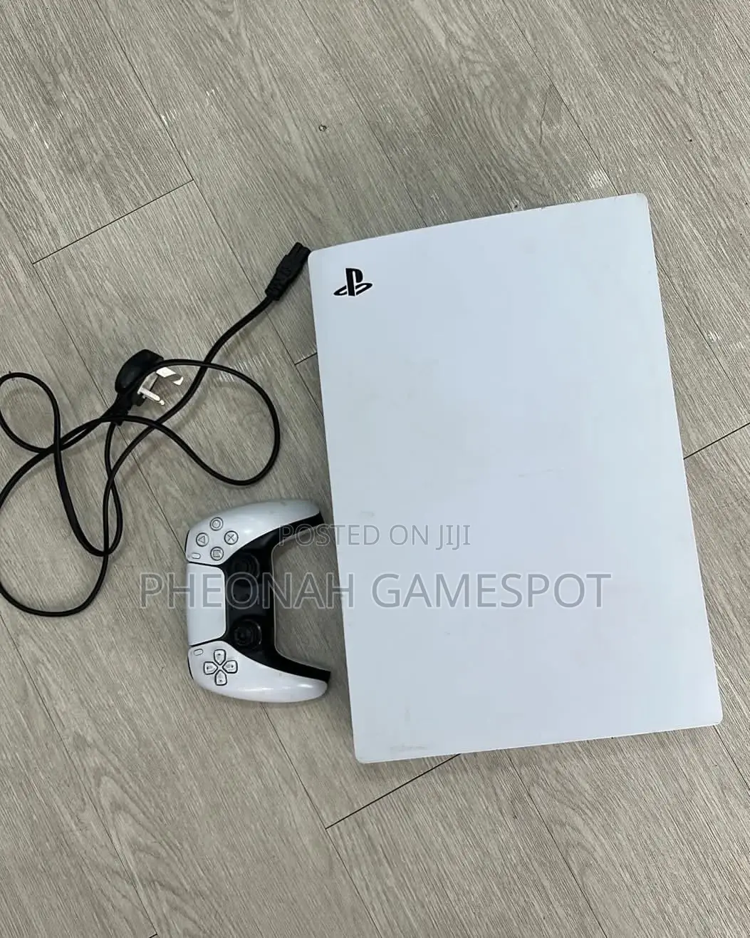 Ps5 Standard Console, Top Shape, 2 Pads, 4 Fun Titles Loaded.