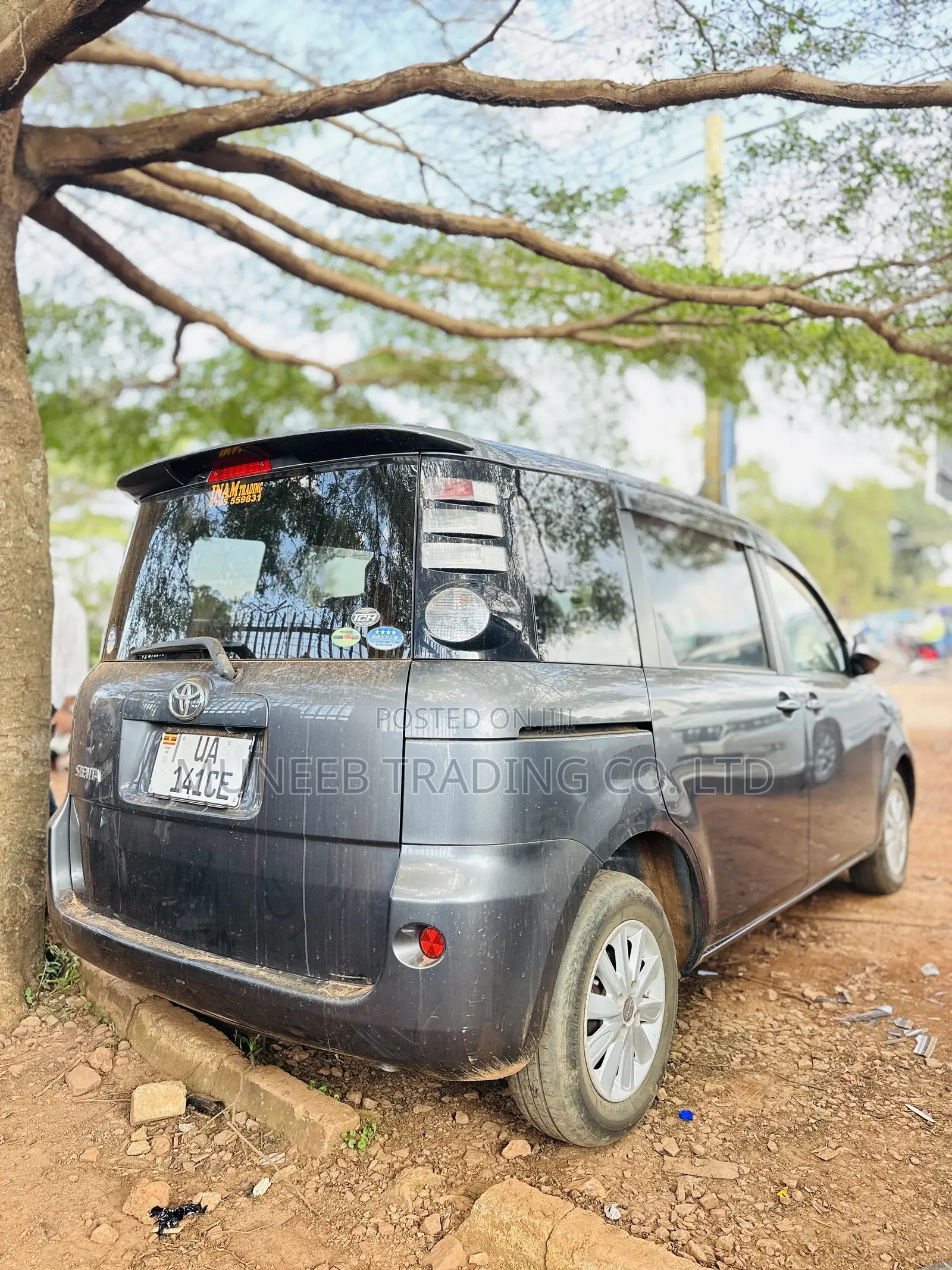 Toyota Sienta 1.5 AWD 2010 Gray
