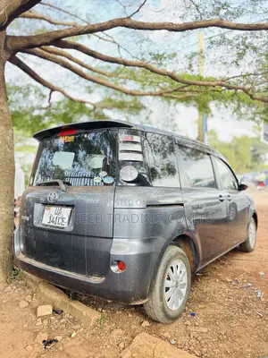 Toyota Sienta 1.5 AWD 2010 Gray