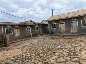 1bdrm Room & Parlour in Fs Properties Ltd, Division A for sale