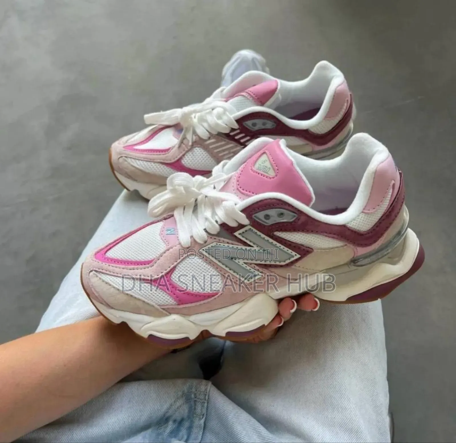 New Balance 9060 Pink Cream.