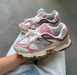 New Balance 9060 Pink Cream.