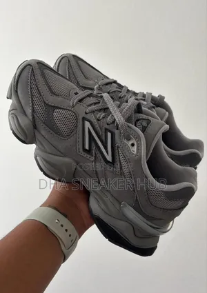 New Balance 9060 Grey