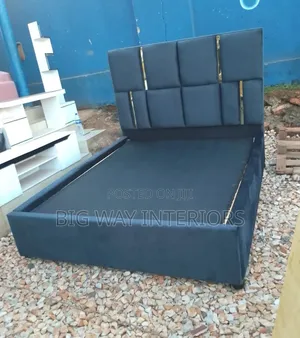 5by6 Fabric Bed in Gray Box Design