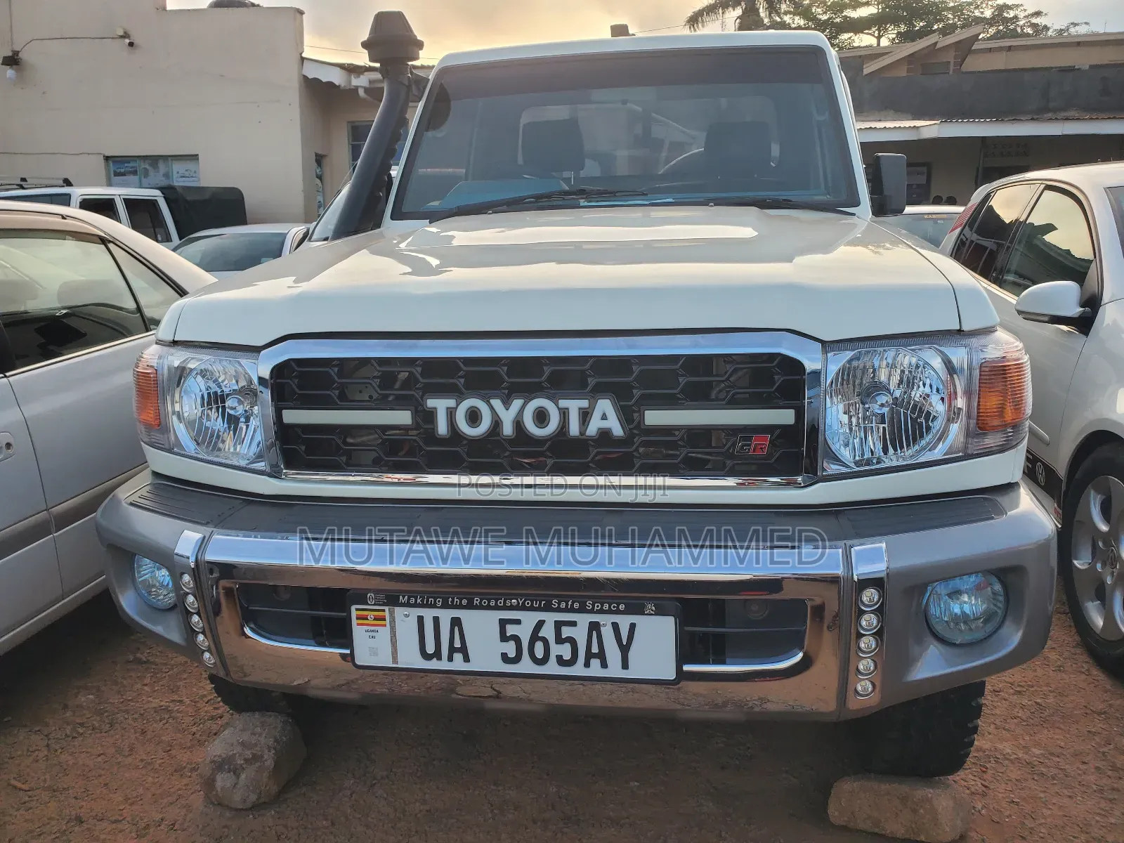 Toyota Land Cruiser 2015 White