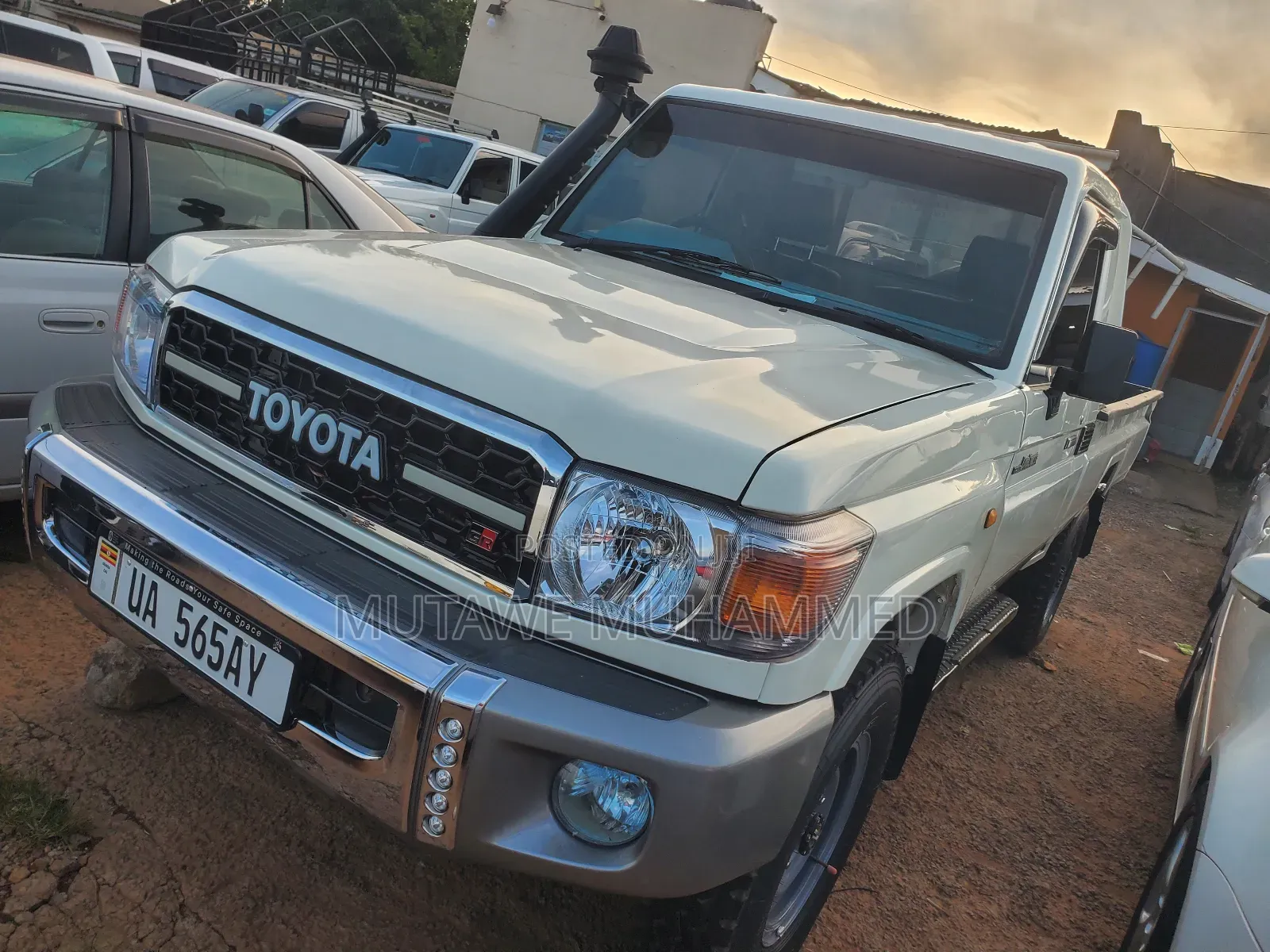 Toyota Land Cruiser 2015 White