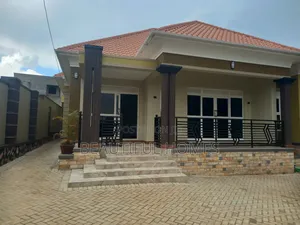 Furnished 4bdrm House in Kira for sale