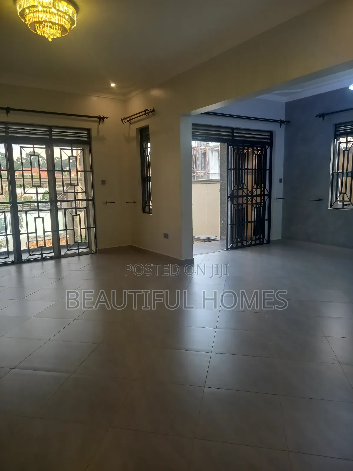 Furnished 4bdrm House in Kira for sale