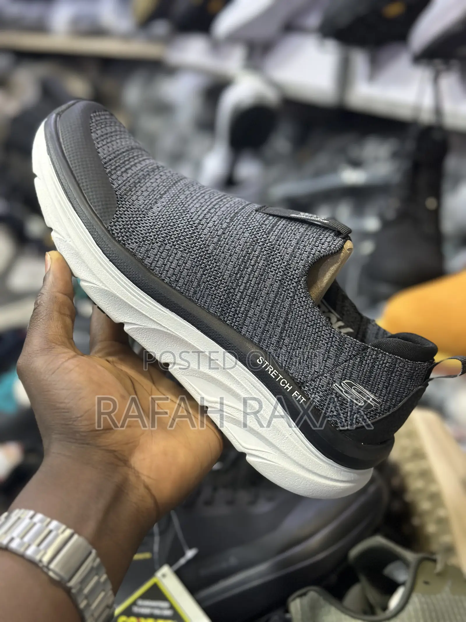 Original D’Lux Walker Stretch Fit Slip On Skechers
