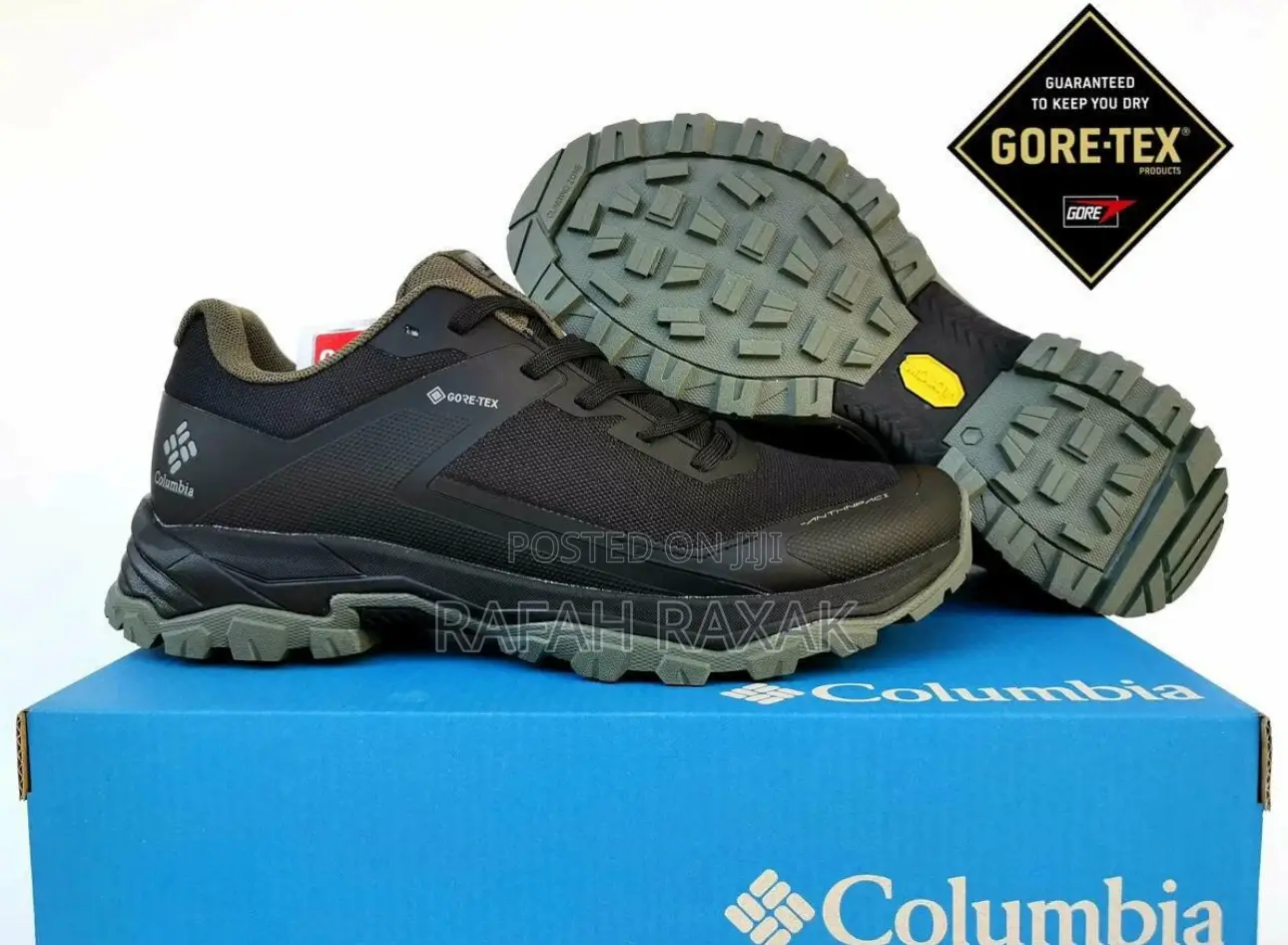 Original Men’S Columbia Gore-tex Hiking/Trekking Sneakers