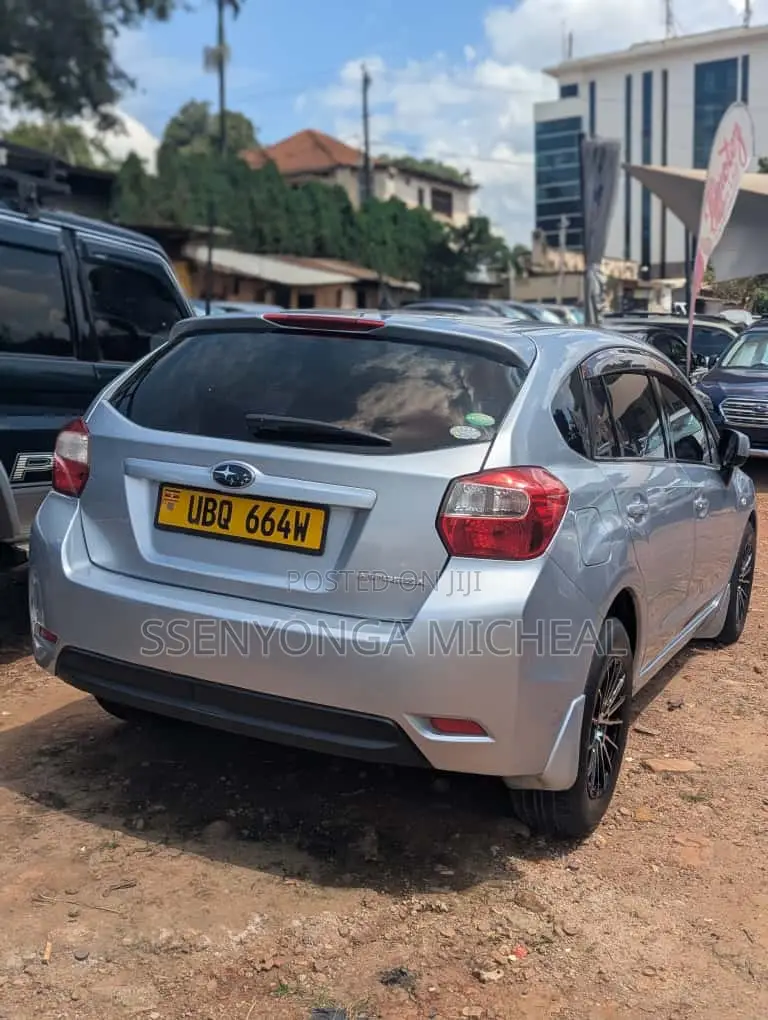 Subaru Impreza 2014 Silver