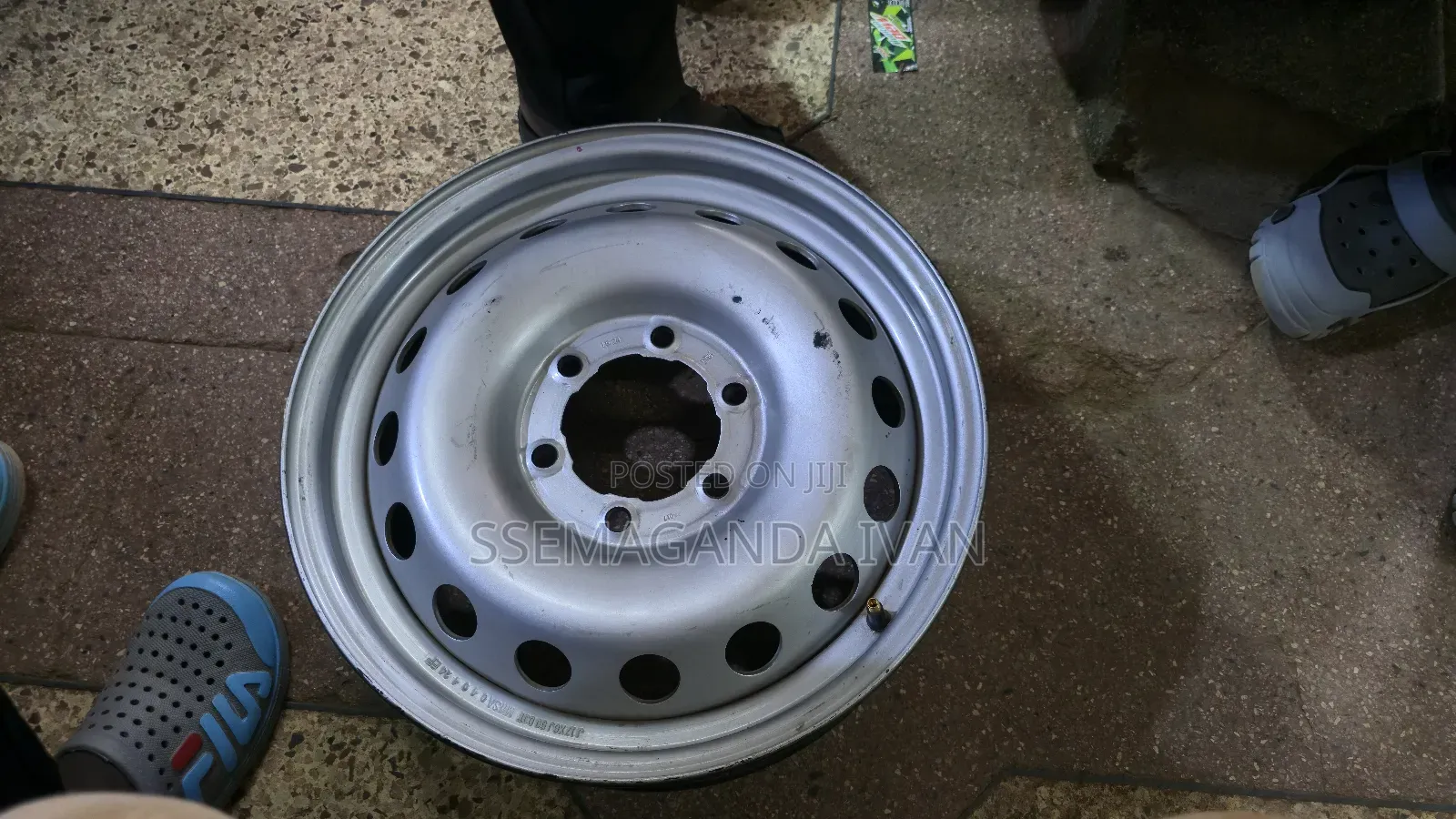 Hilux Vigo Silver Ordinary Rims Size 17 in Central Division - Vehicle ...
