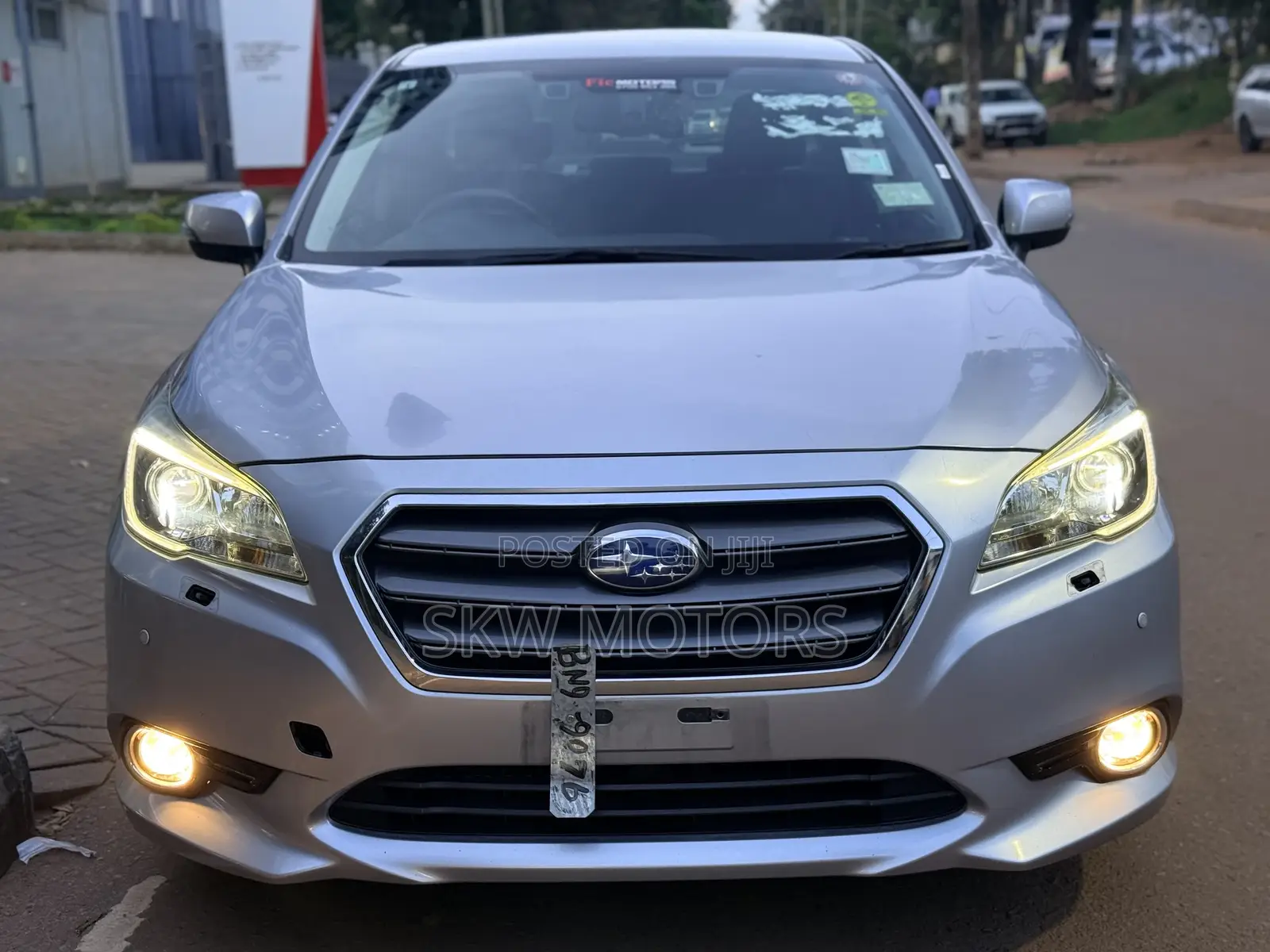 Subaru Legacy 2016 Silver