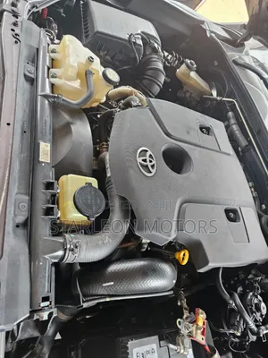 Toyota Hilux Revo Double Cab Deisel 2.8 RWD 2017 Gray