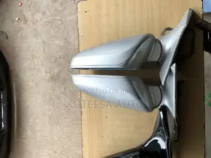 Mark X 2005 Side Mirrors