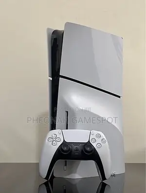 Ps5 Slim, Top Condition, 2 Pads, 5 Amazing Games Included.