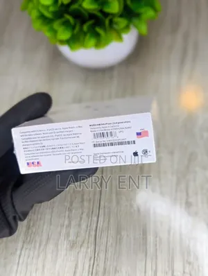 Brand New Apple Airpods 3–Waterproof, Wireless Charging, Good Battery