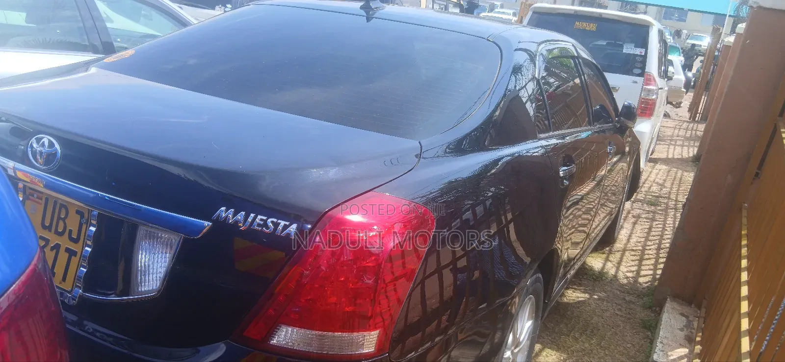 Toyota Crown Majesta 2014 Black