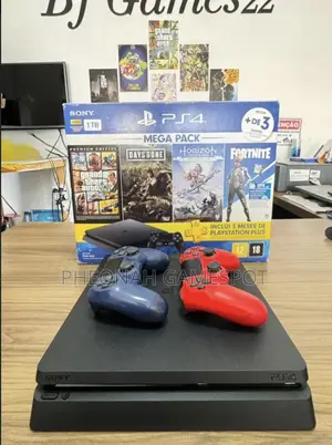 Playstation 4 Slim, 2 Pads, 16 Installed Games, Perfect.