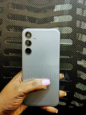 Samsung Galaxy M35 128 GB Gray