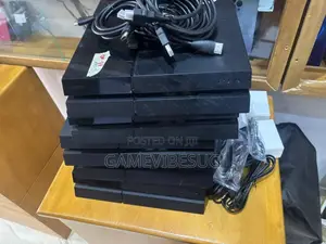 Playstation 4, Ps4 Standard 500gb, 11 Games, All Accessories