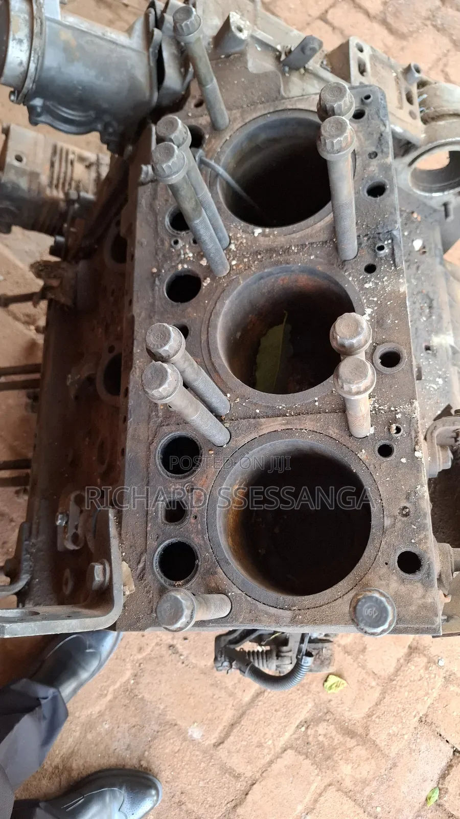 6 Cylinder Benz Actross Engine Block