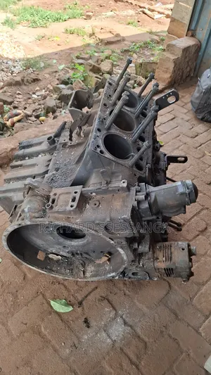 6 Cylinder Benz Actross Engine Block