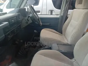 Toyota Land Cruiser 2012 White