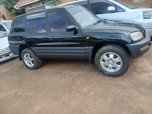 Toyota RAV4 1999 Black