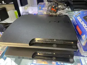 Playstation 3, Ps3 Full Set With Games and Controllers