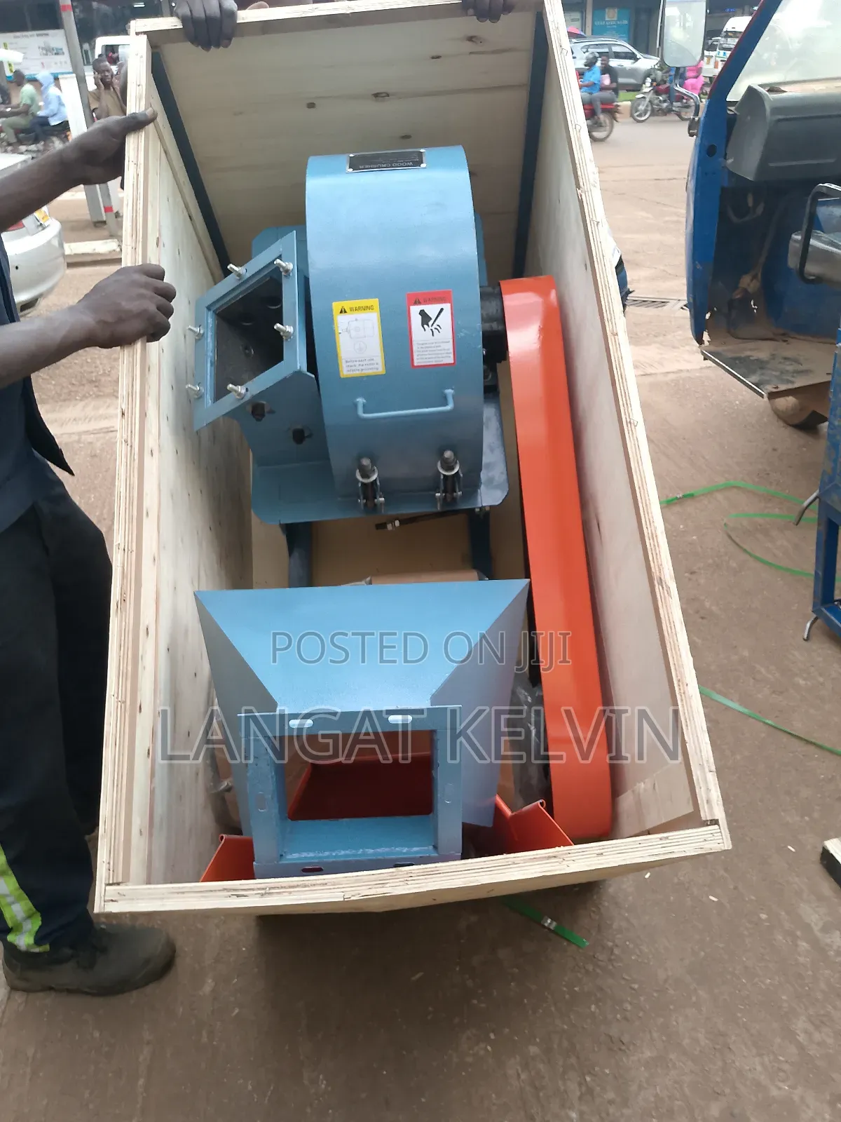 800- 1500 Kg/Hr Wood Crusher Machine