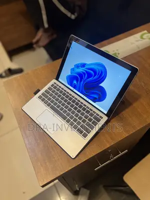 Laptop HP Elite X2 1012 8GB Intel Core I7 SSD 256GB
