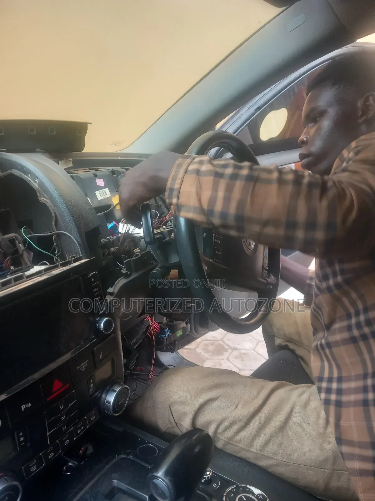 Nissan, Bmw, Audi, Benz,Volvo Mechanic