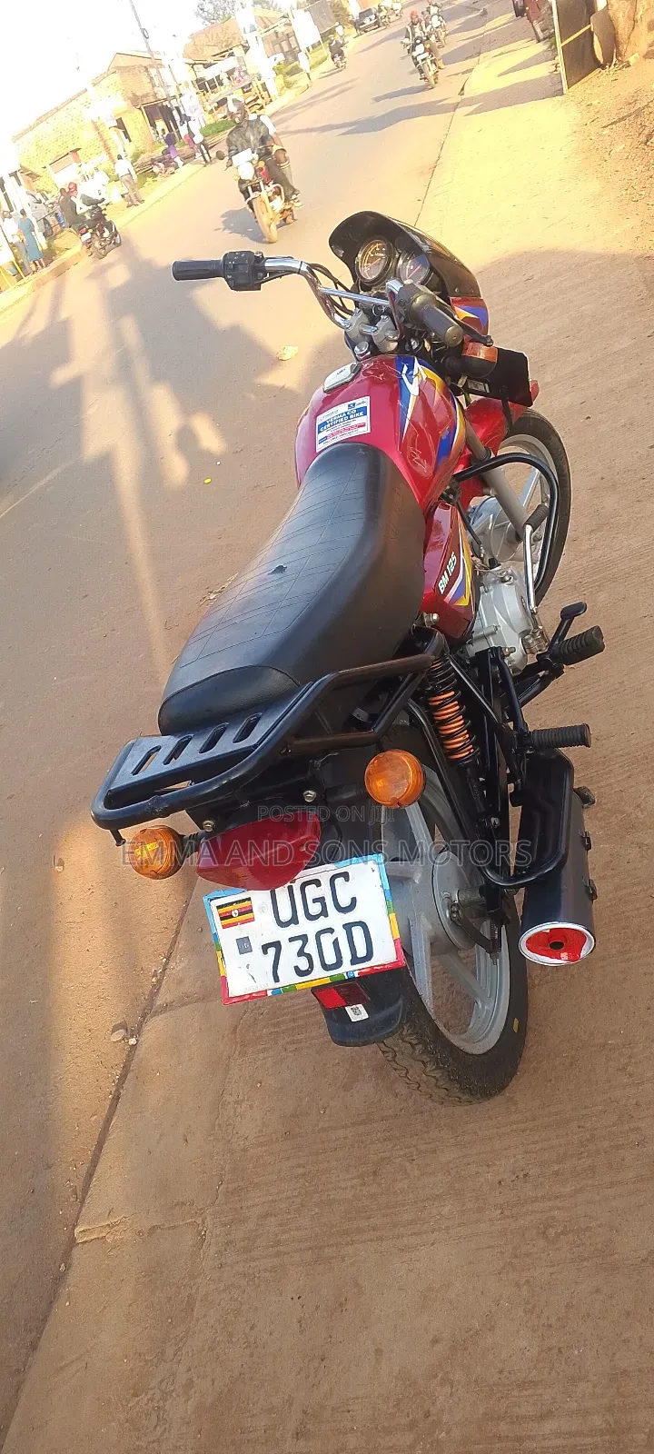 Bajaj Boxer 125 2024 Red