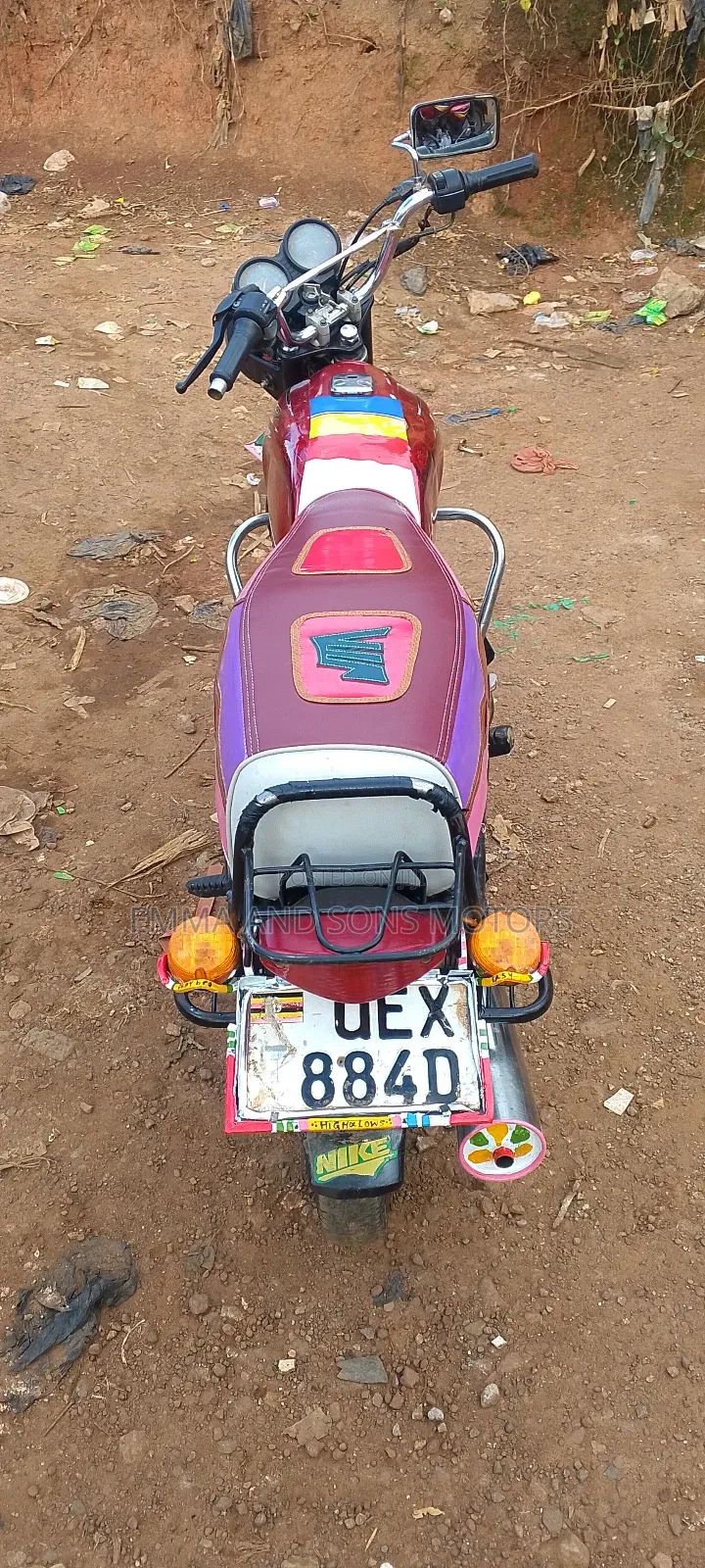 Bajaj Boxer 100 2019 Red