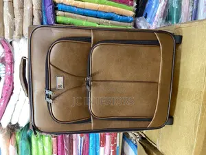 Leather Suitcase - High Quality and Strong - Medium Size