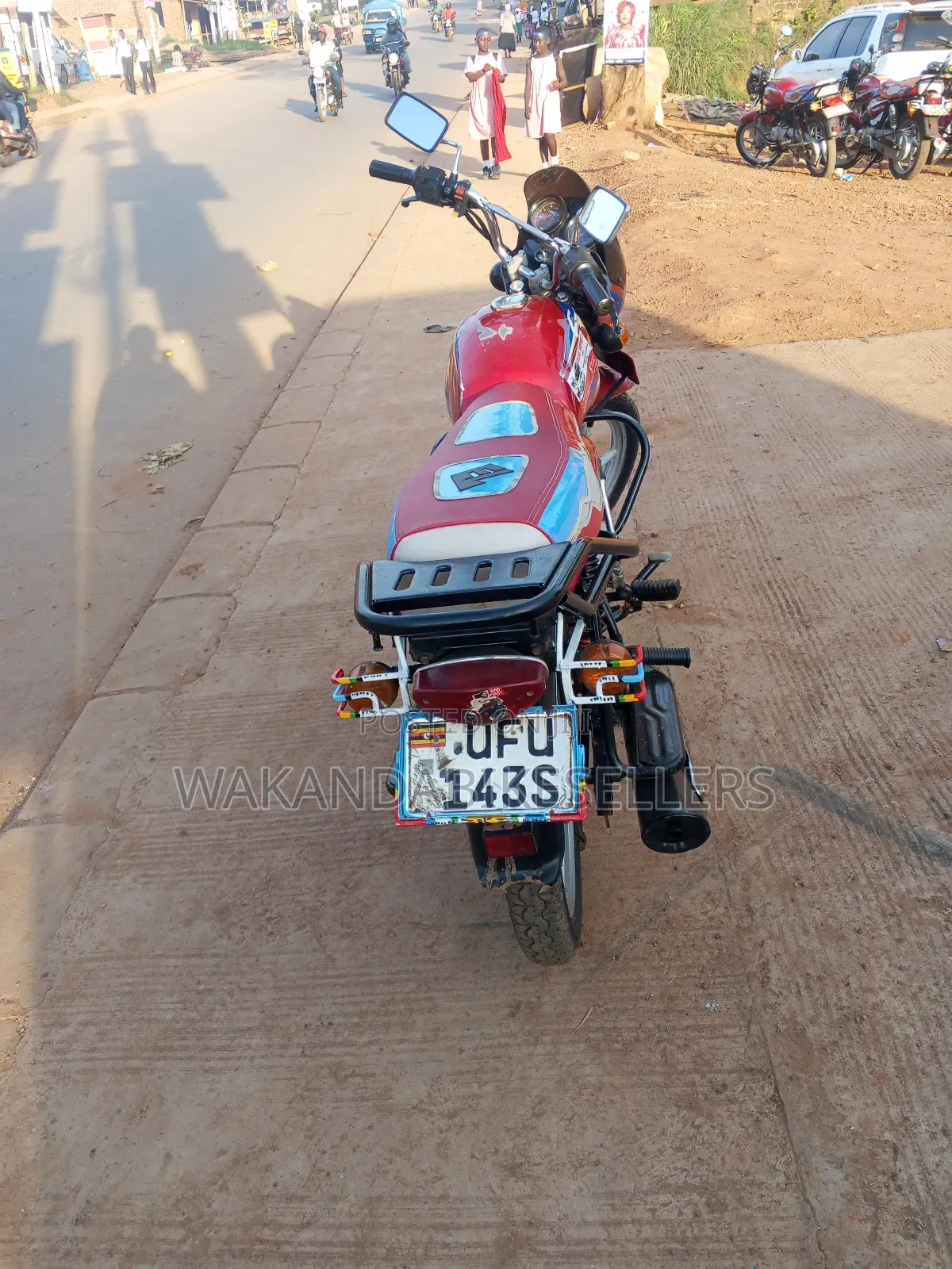 Bajaj Boxer 125 2023 Red