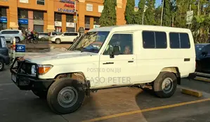 Toyota Land Cruiser Prado 2019 White