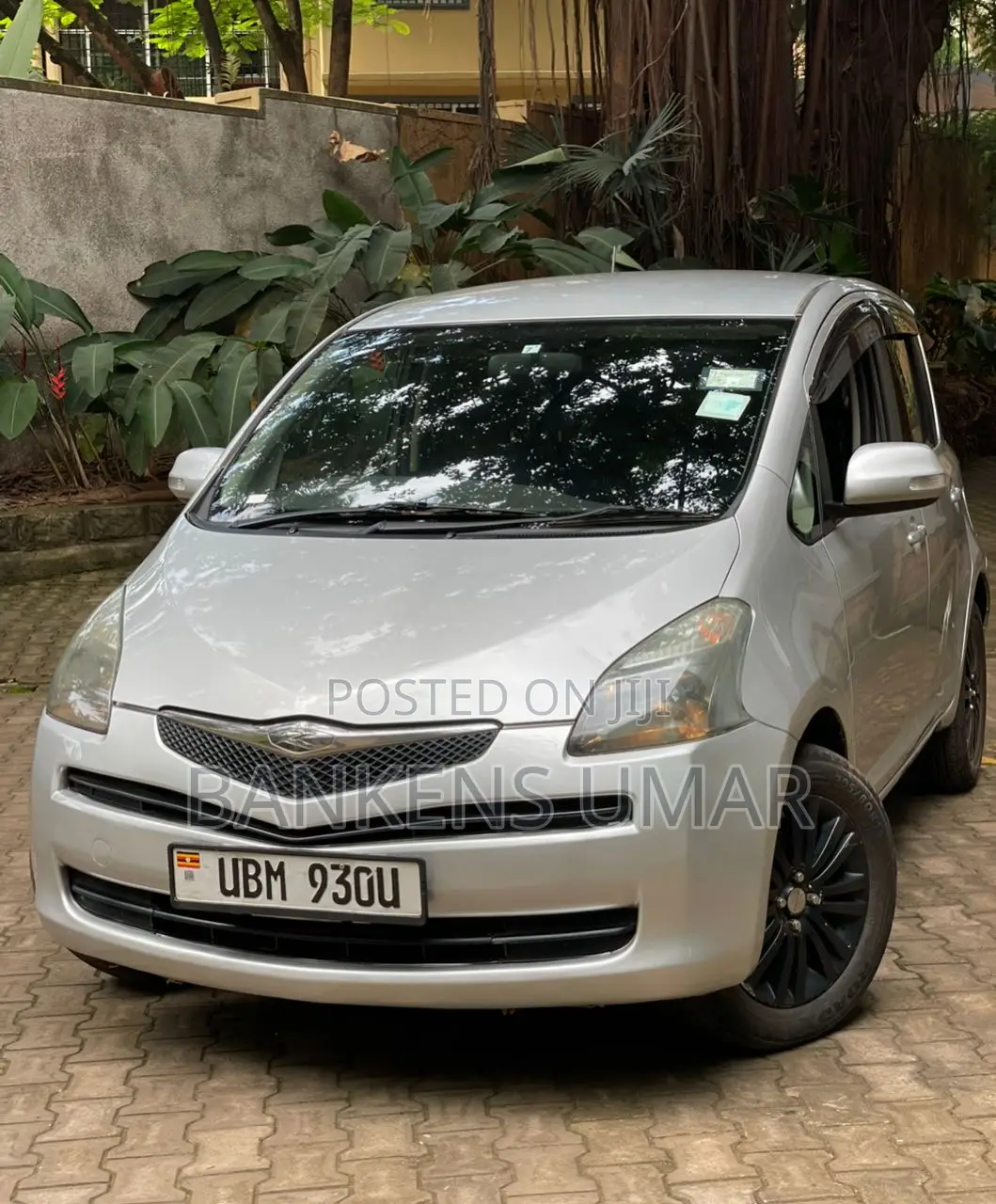 Toyota Ractis 1.5 AWD 2008 Silver
