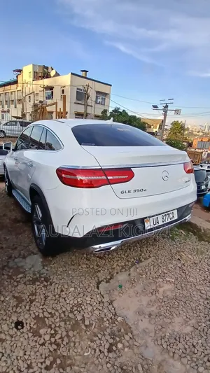 Mercedes-Benz GLE-Class 2018 White