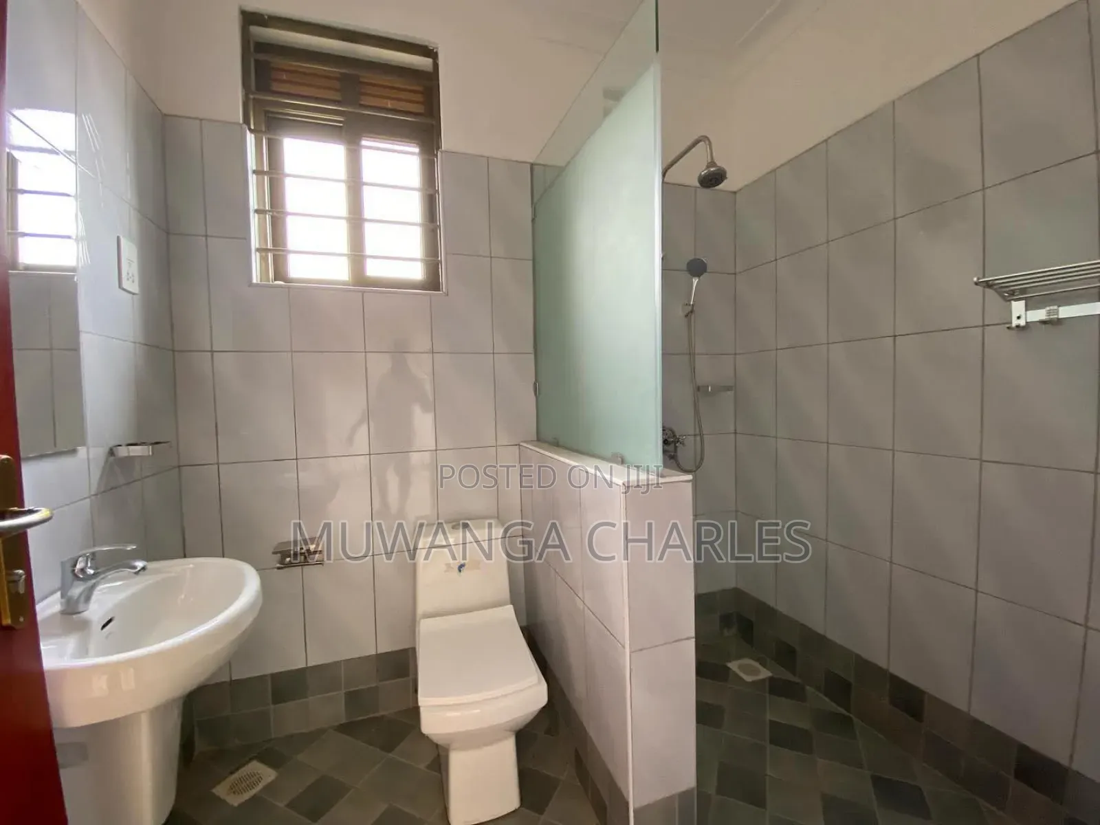 3bdrm Apartment in Fs Properties Ltd, Nakawa for rent