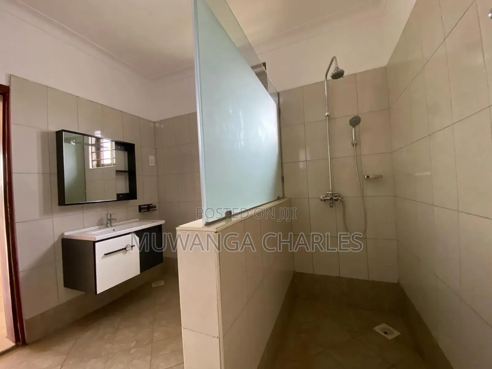3bdrm Apartment in Fs Properties Ltd, Nakawa for rent