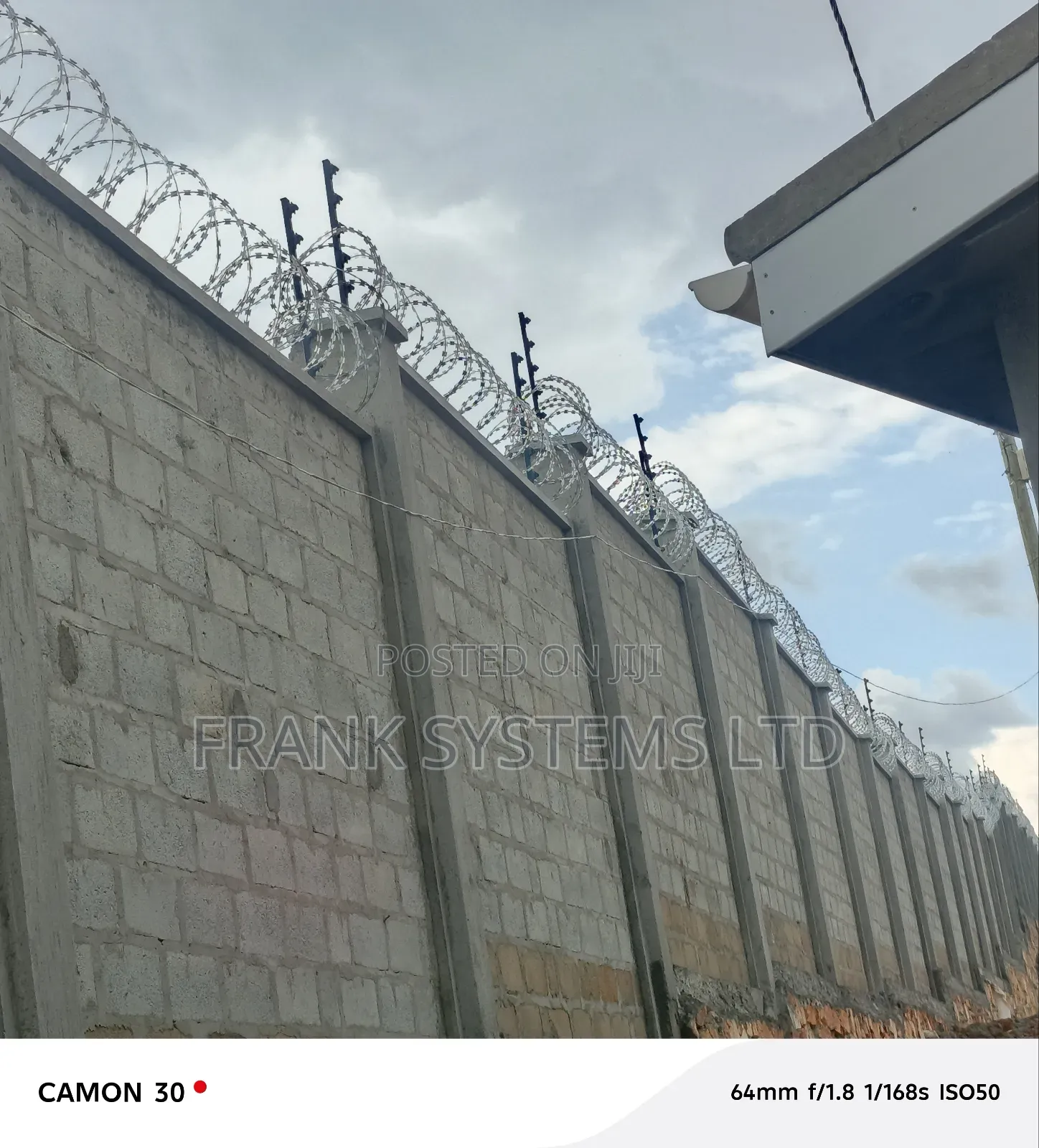 Electric Fence With Razorwire Double Fence