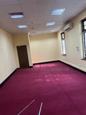 Woolen Carpets/Maroon