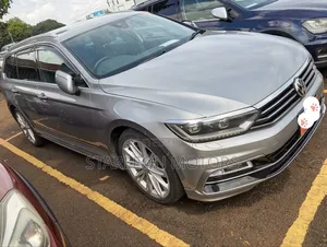 Volkswagen Passat 1.8T R-Line 4dr Sedan (1.8L 4cyl) 2017 Silver