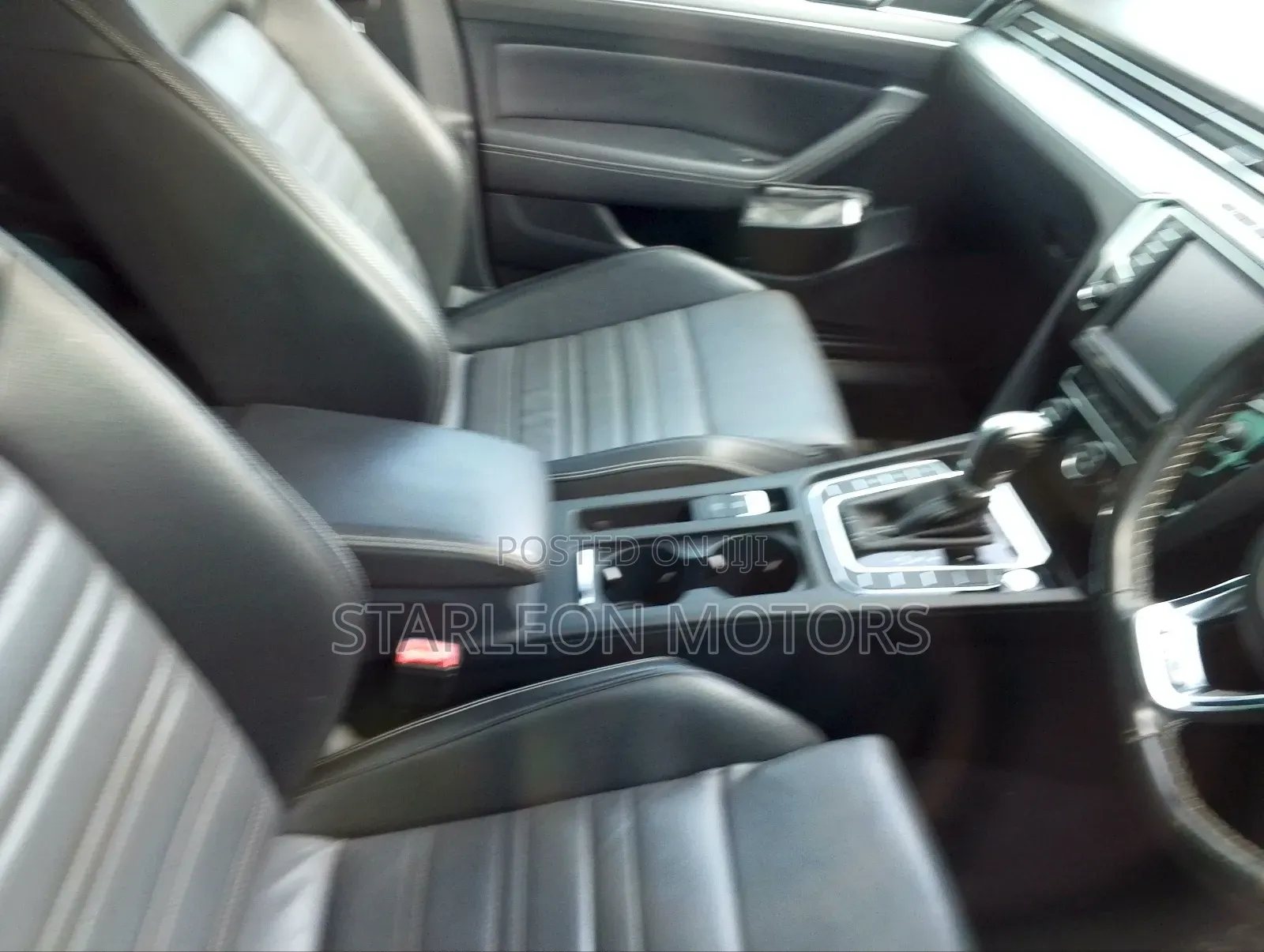 Volkswagen Passat 1.8T R-Line 4dr Sedan (1.8L 4cyl) 2017 Silver