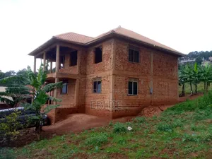 4bdrm House in Lavender Pr, Ssabagabo-Makindye for sale