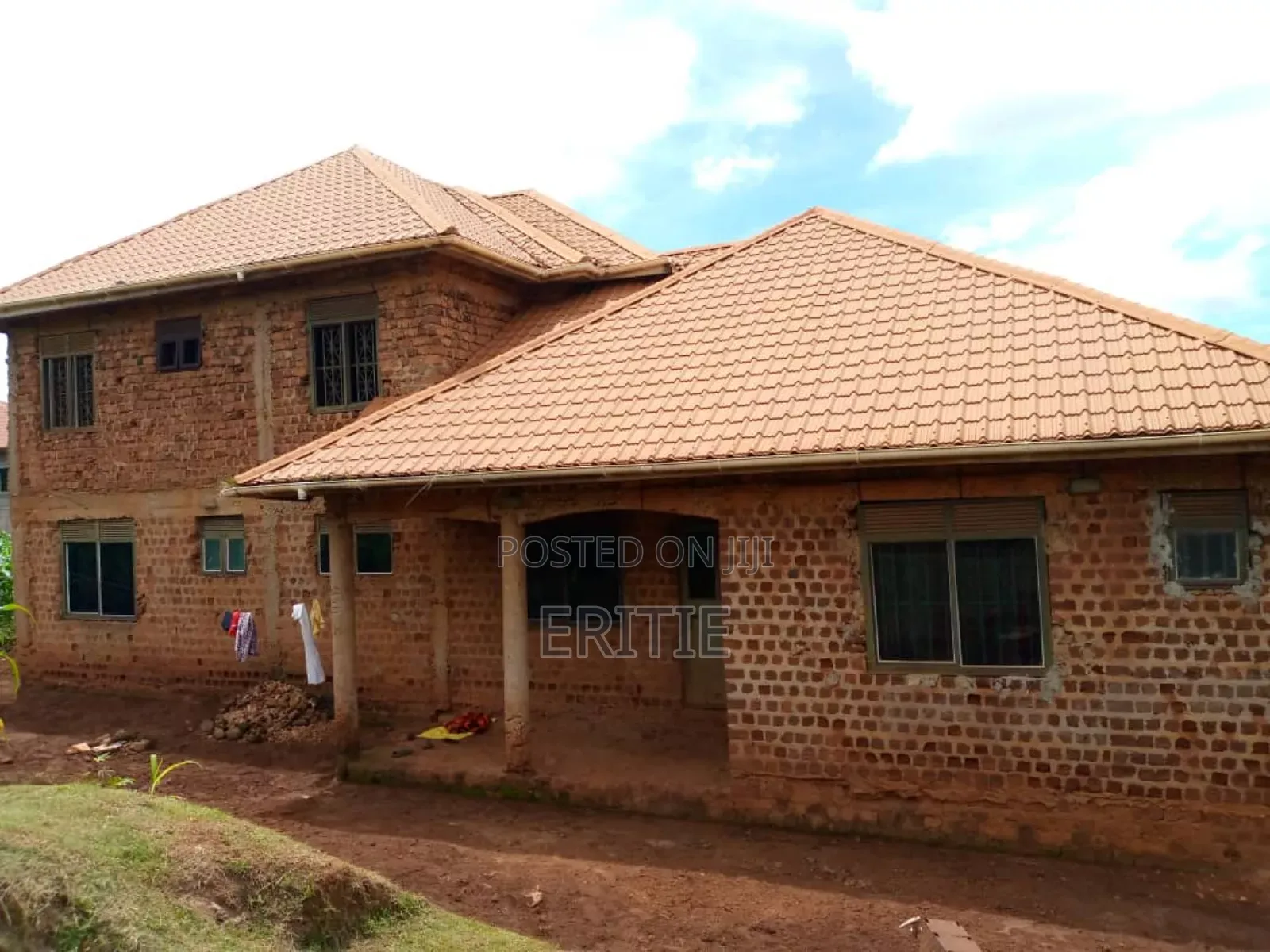 4bdrm House in Lavender Pr, Ssabagabo-Makindye for sale